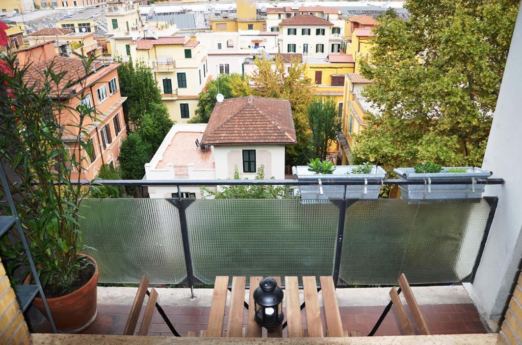 Maurice Penthouse *